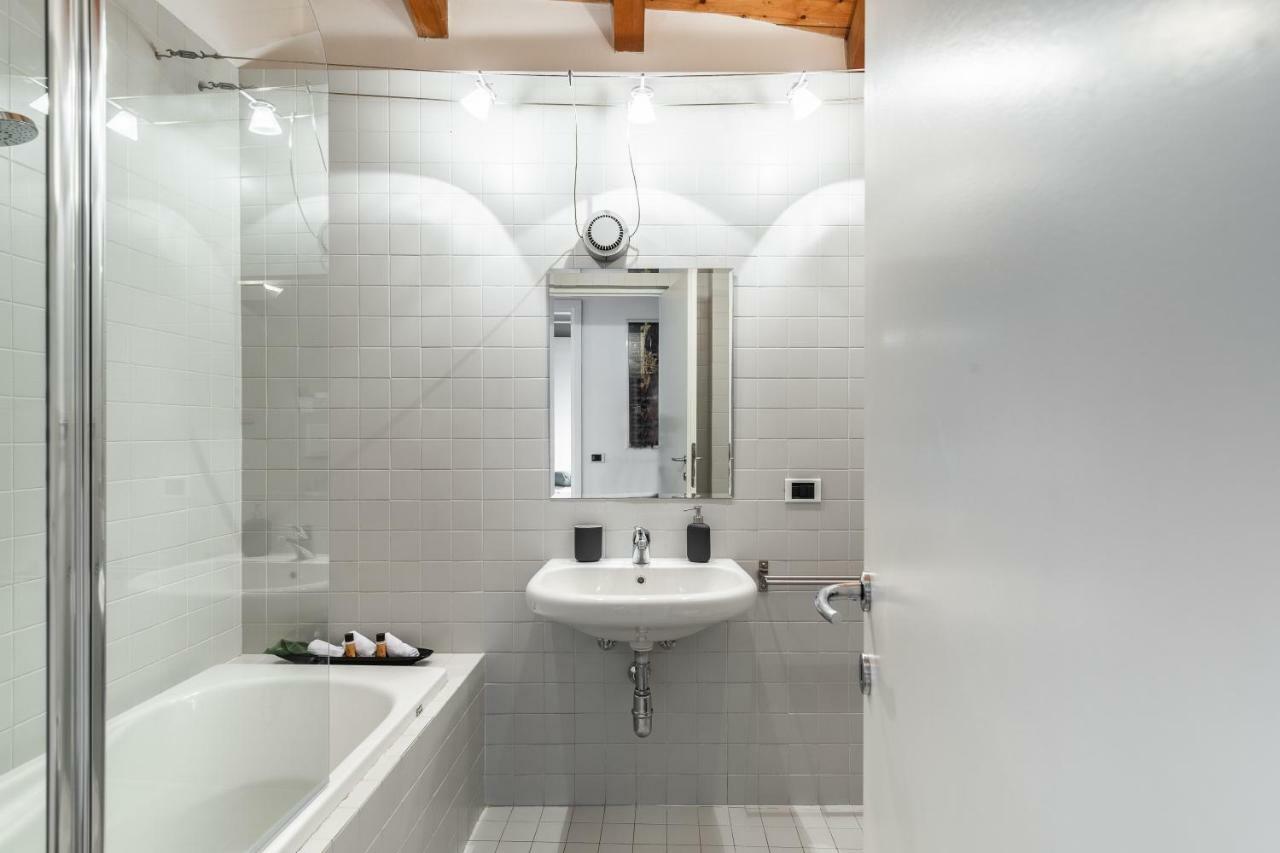 A Casa Nuccia Studio By Holiday Solutions Como Dış mekan fotoğraf
